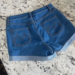 MinkPink High-Rise Denim Shorts Size Small